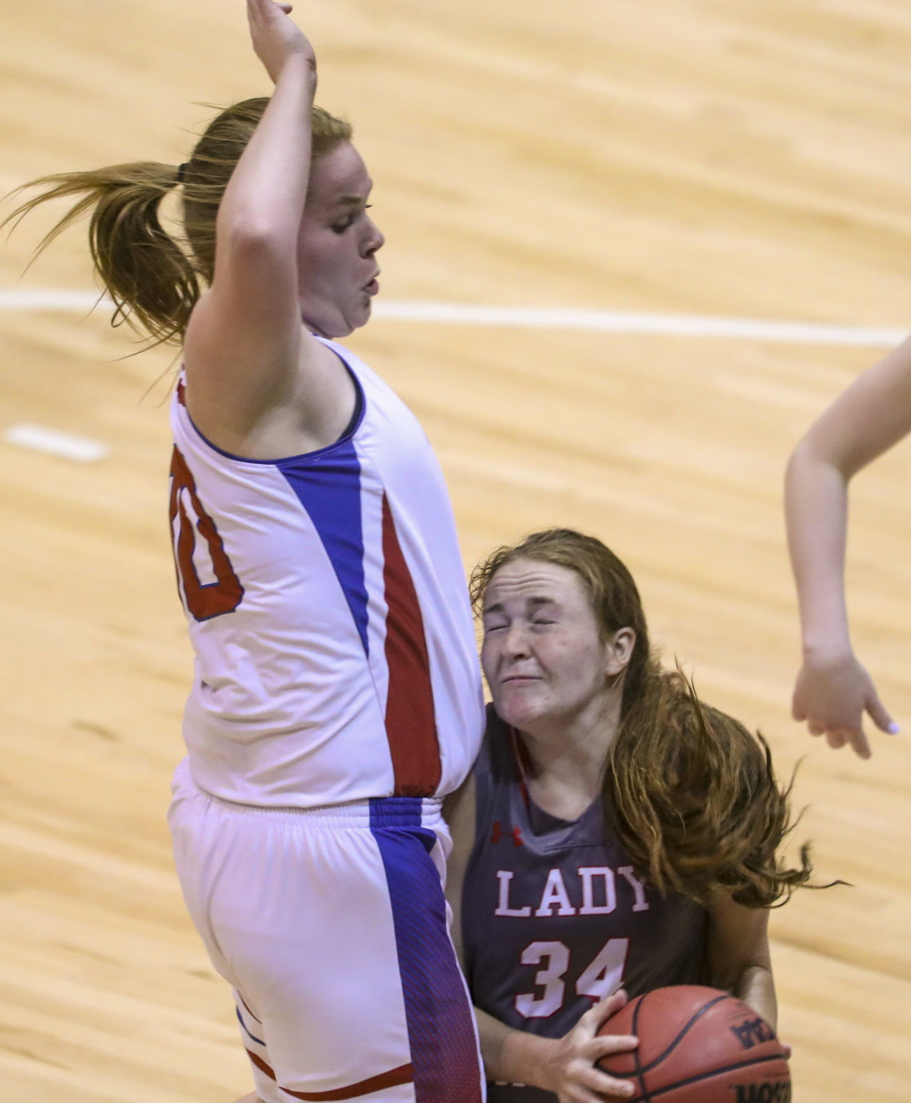 031819-qct-spt-seniorhoops-g021
